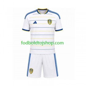 Leeds United Børn Hjemme Fodboldsæt 2026-27 S/S (+ Korte bukser)